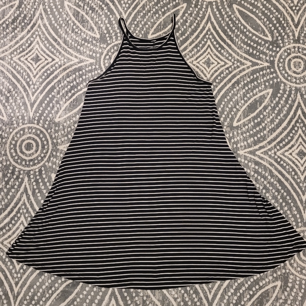 Free With Purchase - Striped Black and White Loose Dress
